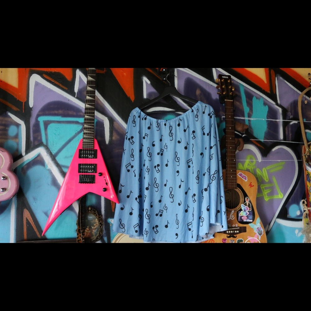 COPY - Vintage Music Note Skirt